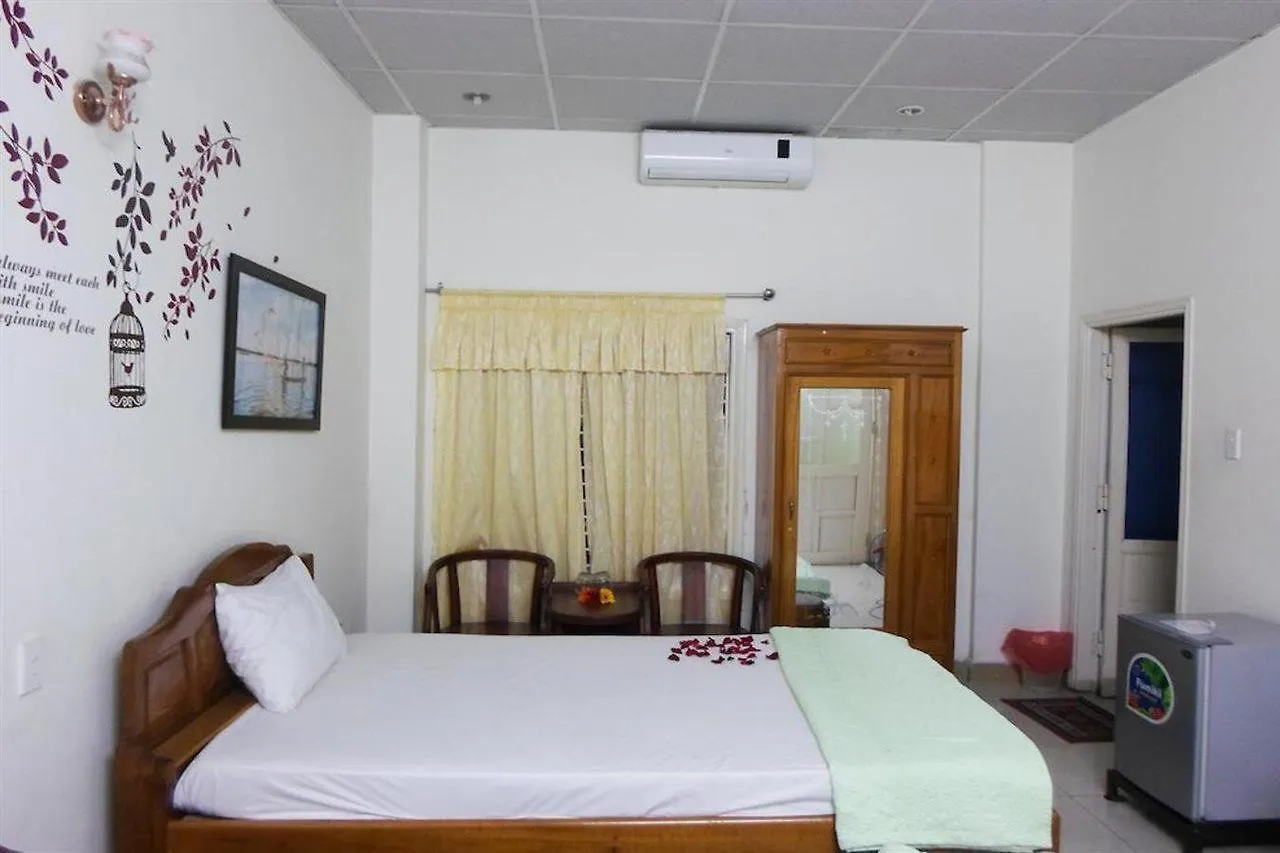 Konukevi Lucky Hoi An Hotel