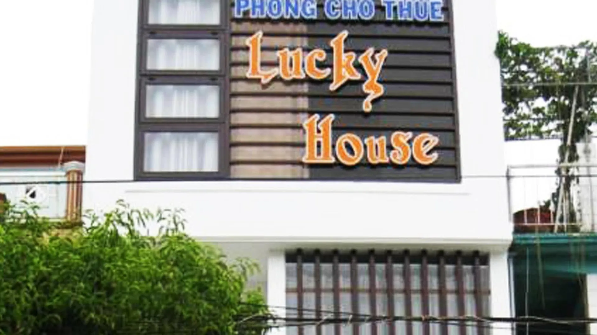 Lucky Hoi An Hotel 2*,